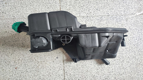 Heavy Duty Truck Expansion tank (image for) Heavy Duty Truck Expansion tank